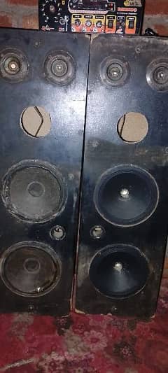 2 speakers amplifier sall all ok japani