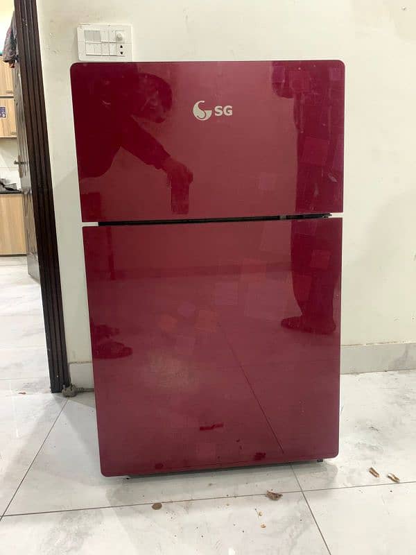 SG Small Refrigerator 1