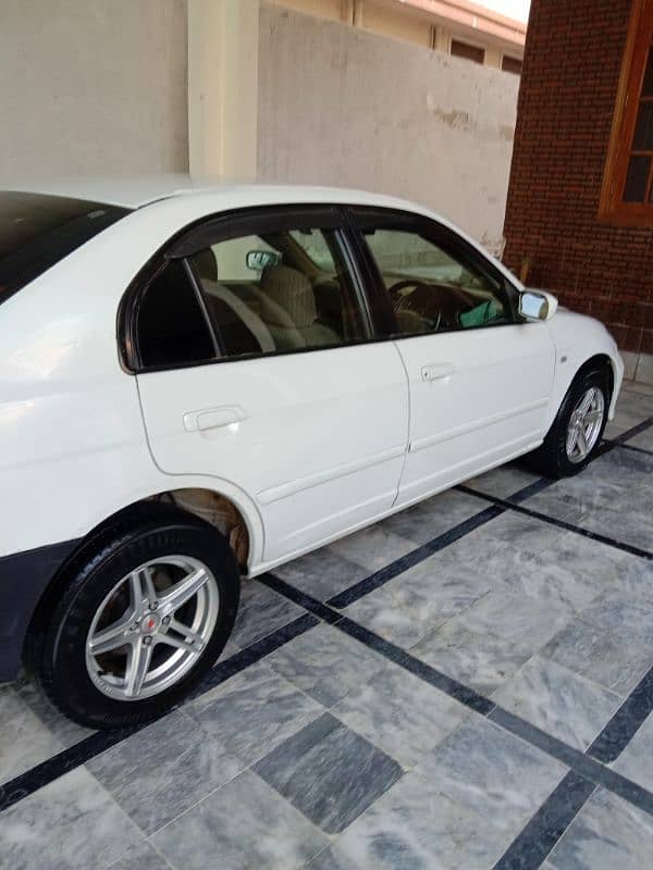 Honda Civic EXi 2005 5