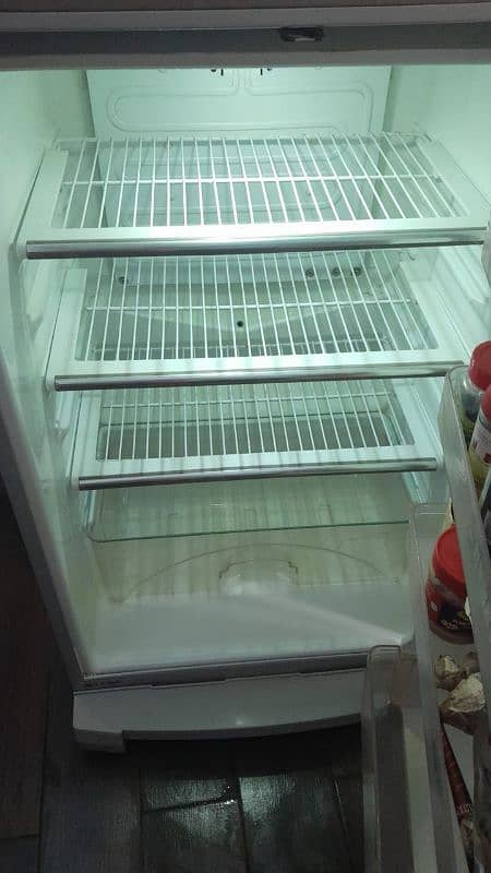 Dawlance Fridge #fridge #dawlance #refrigerator 3