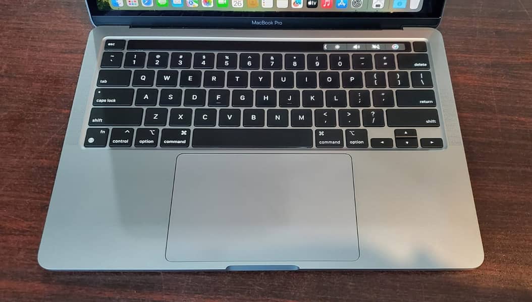 MACBOOK PRO 2020 13" 16GB RAM 256GB SSD 1