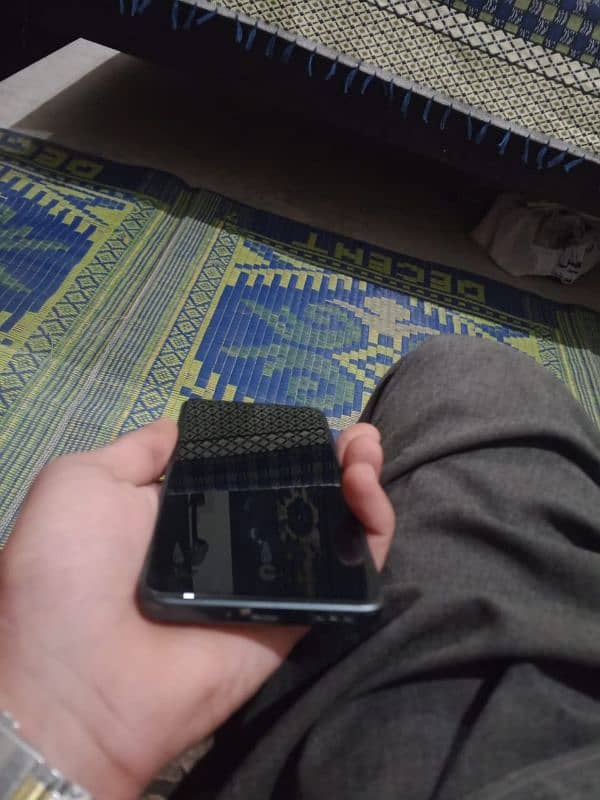 Oppo reno 11f 4