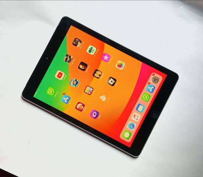 APPLE IPAD 9.7 INCHES BIG DISPLAY 2