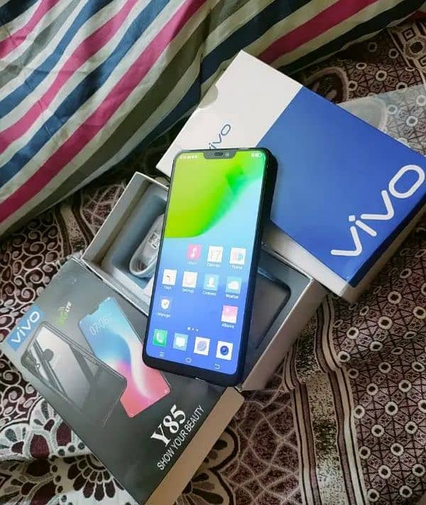 vivo y85 4Gb 64Gb (03001383203) with complete box 2