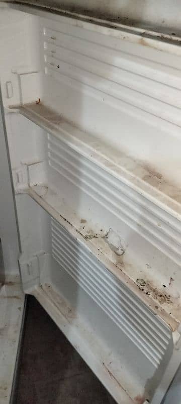 Dawlance fridge for sale 13