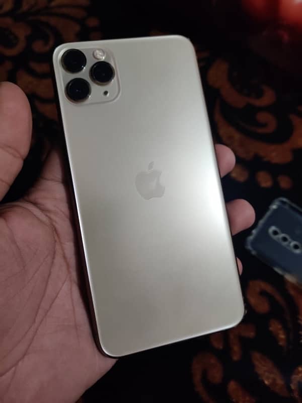 I PHONE 11 PRO MAX PTA APPROVED WITH ORIGNAL BOX 0