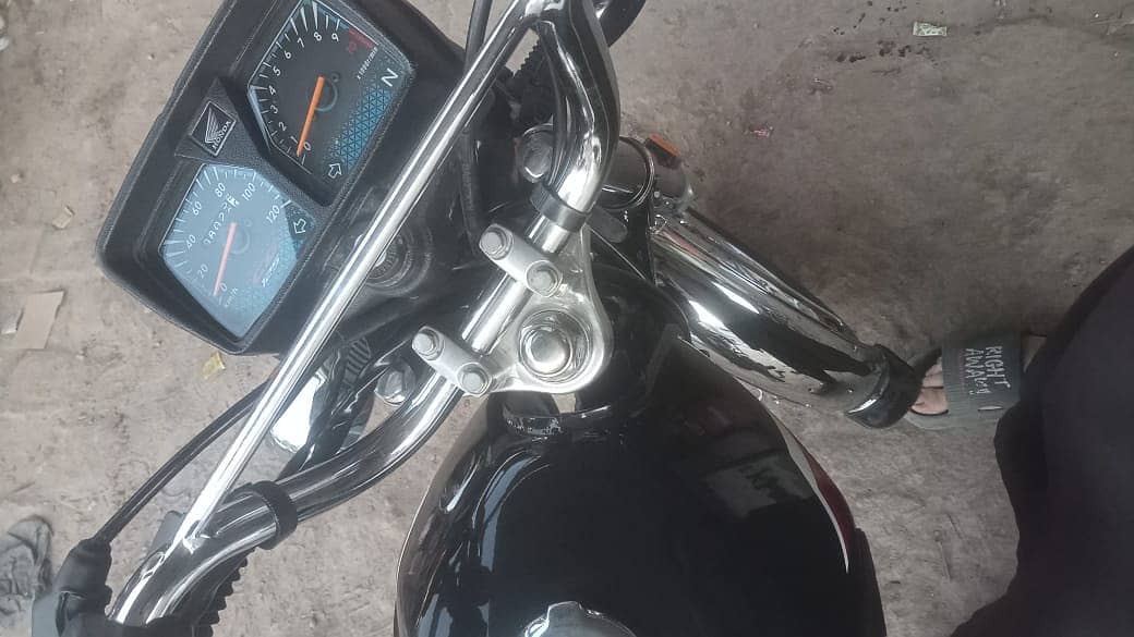 125 Honda Urgent Sell 3