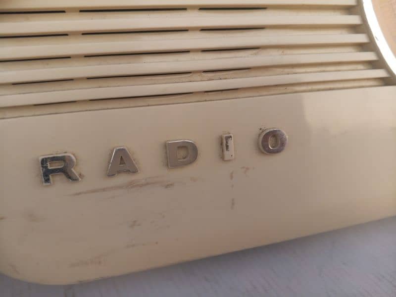 Radio steepletone 3 band 2