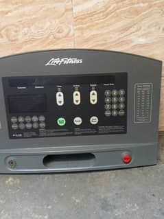 treadmill life fitness  panal