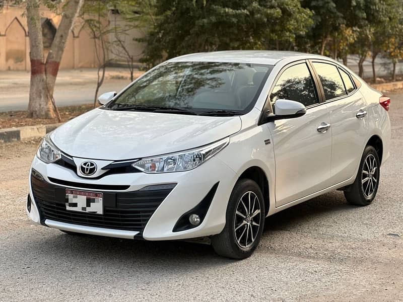 Toyota Yaris 1.5 ativ 2022 5