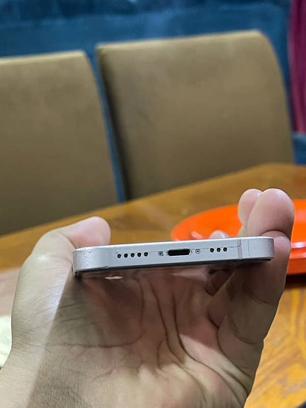 iphone 13 condition 10/9 water pack 78 bh 4