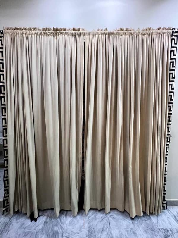 Royal Valvet Curtains and blinds (pair) 3