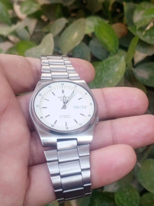 SEIKO 5 WHITE 5