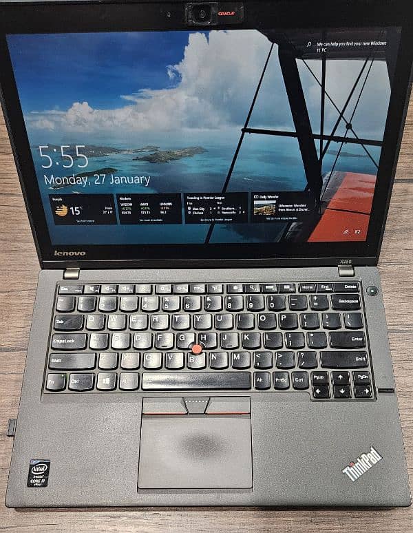 Thinkpad i7 5th gen 4gb ram 256SSD 0