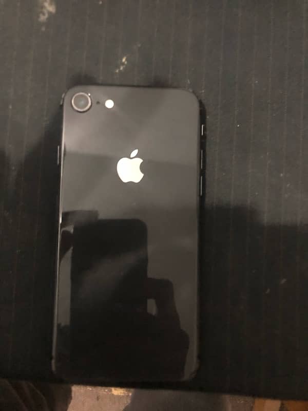 iPhone 8 non PTA 2