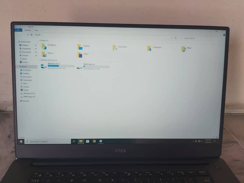 Dell XPS 15 9560 |16GB Ram |GTX 1050 + Borderless Display 2