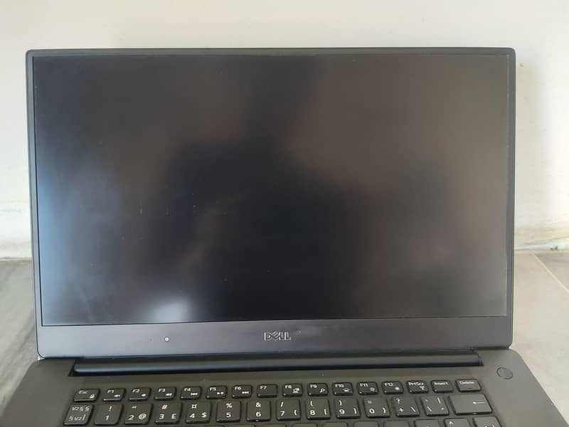 Dell XPS 15 9560 |16GB Ram |GTX 1050 + Borderless Display 6