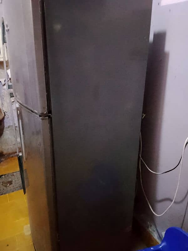 Dawlance Full size Refrigerator Available For Sale 6