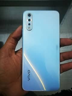 Vivo S1