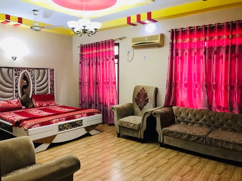 ROOM AVAILABLE SHORT LONG STAY GUEST HOUSE GULSHAN JAUHOR 19