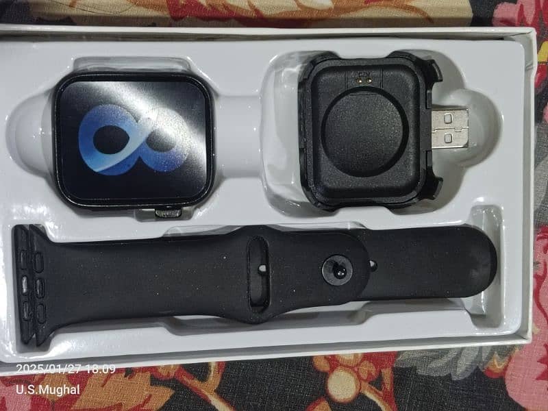 Smart Watch urgent sale 1