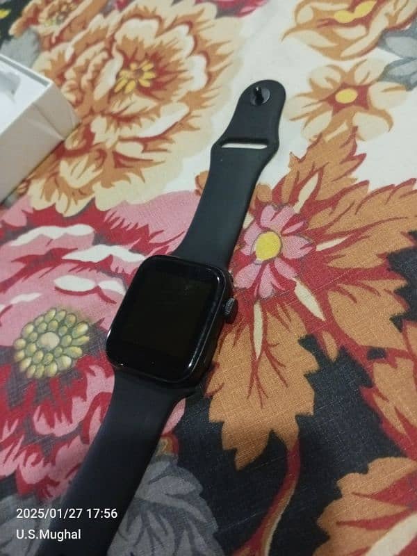 Smart Watch urgent sale 4