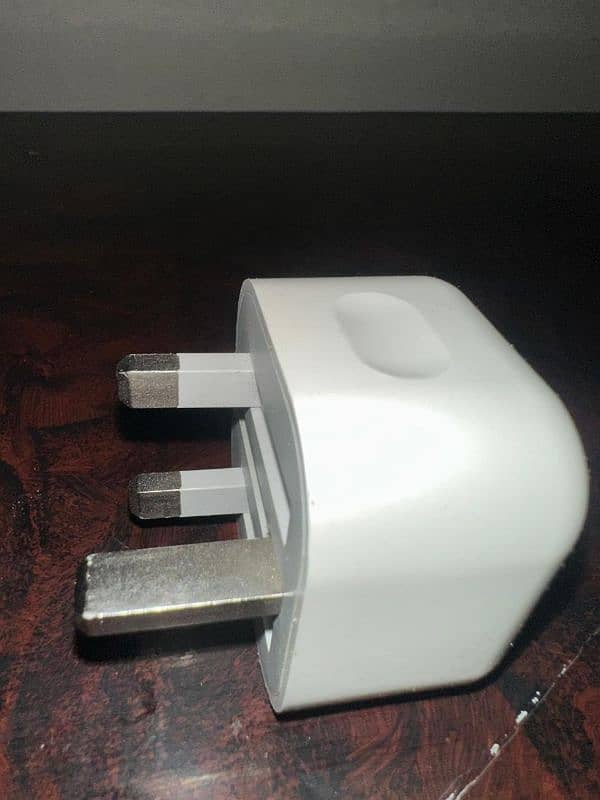 iphone charger at very reasonable price 5