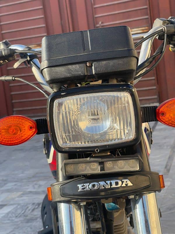 CG HONDA 125 5