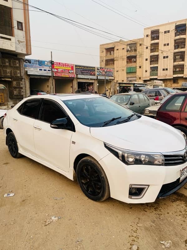 Corolla Altis Grande CVT-i 1.8 2017 3