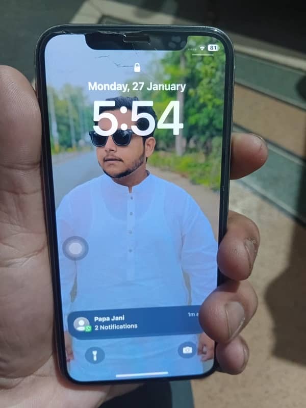 i phone x condition 10/ 8 0