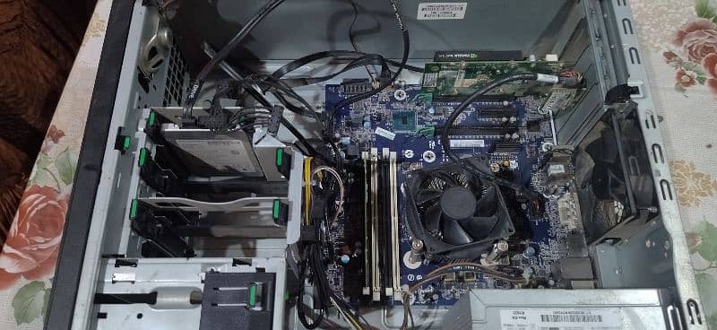 HP z240 xeon e3 1240 v5 with nvidia nvs 315 1gb gpu 1