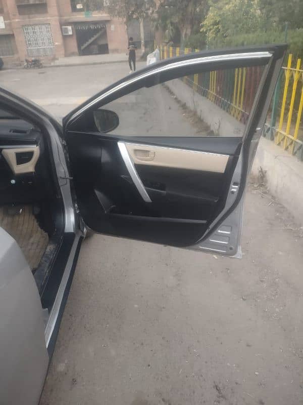 Toyota Corolla GLI 2015 Model Automatic For Sale 15