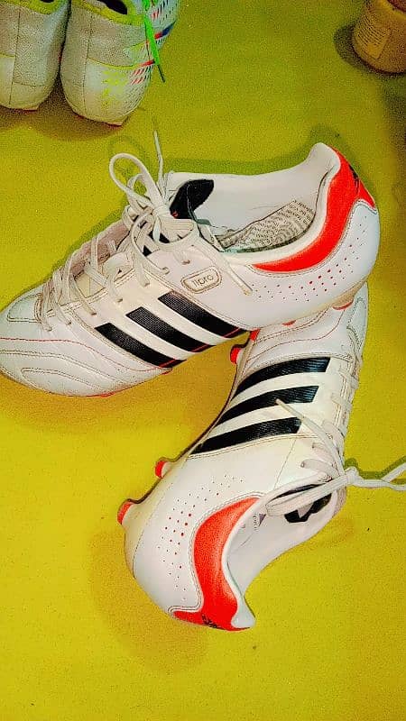 football shoes 7