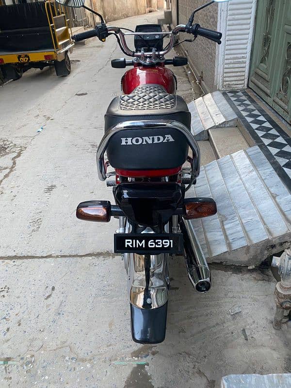 Honda CD 70 3