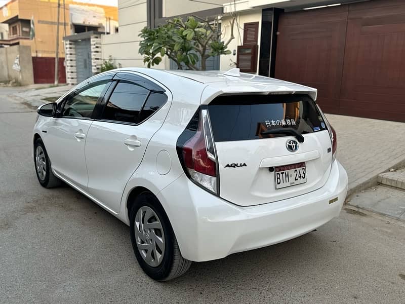 Toyota Aqua S KEY 2017 10