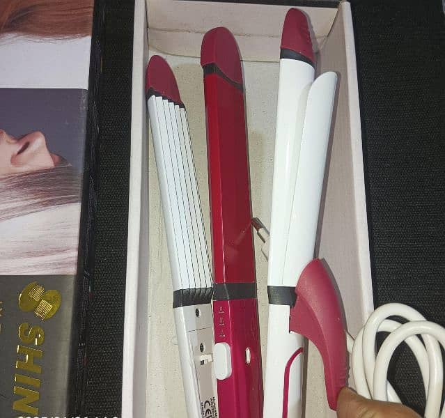 Shinon (KM-3304) 3 in 1 Hair Straightener, Crimper & Curler (Imported) 6