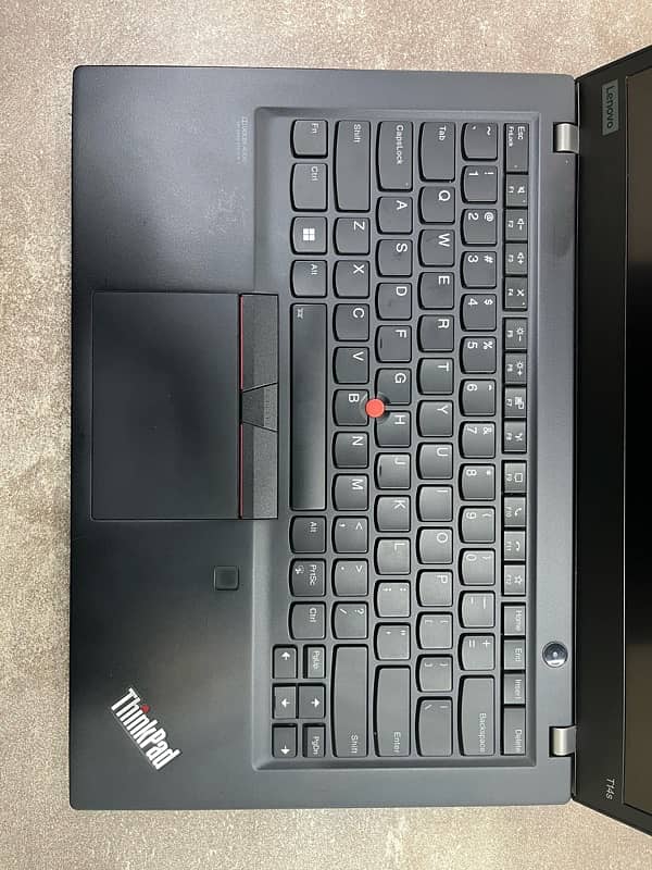 Lenovo Thinkpad T14s i7-10th gen touch slim laptop for sale 3