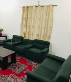 5 Seater Sofa Set For Sell