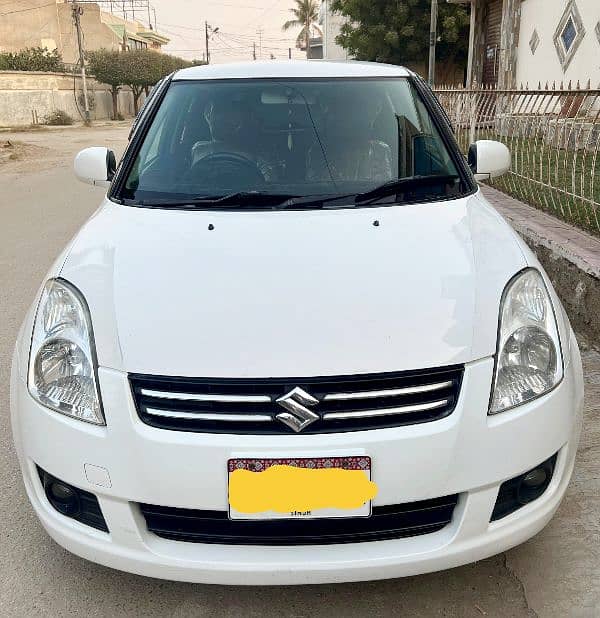 Suzuki Swift Model 2015 Automatic 1