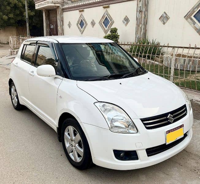 Suzuki Swift Model 2015 Automatic 2