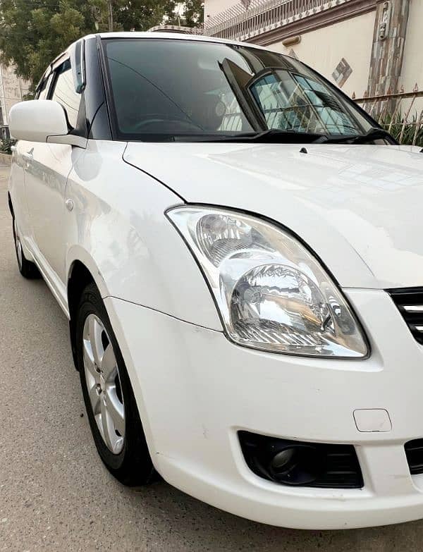 Suzuki Swift Model 2015 Automatic 7