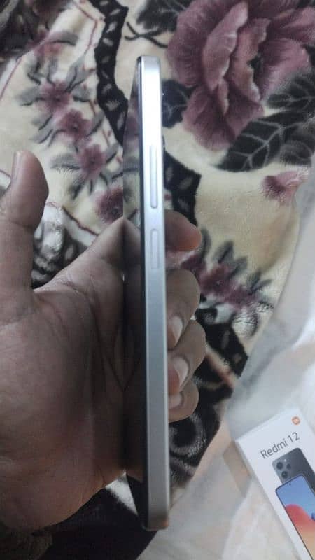 Redmi 12 (8/128) Silver 2