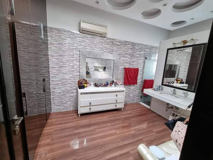 1Kanal XBlock New Design Modern out Beautiful House For Sale DHA Phase 3 4