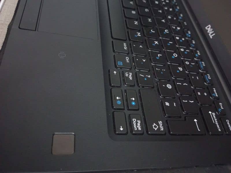 Dell latitude 7390 i5 8th generation 3