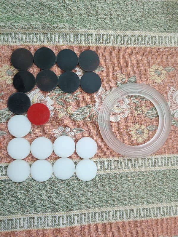 Carrom board 40×40 with everything 2