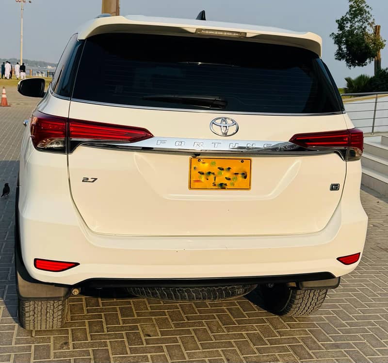 Toyota Fortuner G 2.7 2020 6