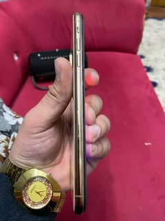 I phone xs max non pta sim work only cheak ufone