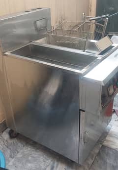 Deep fryer