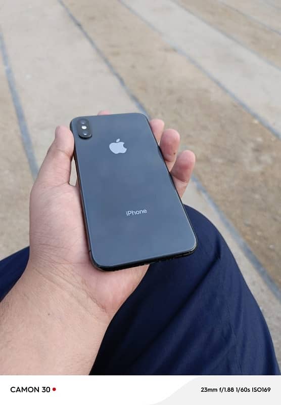 iPhone XS 0