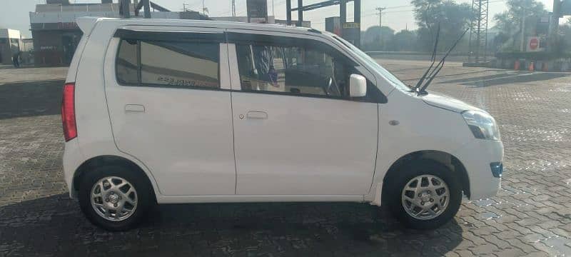 Suzuki Wagon R 2020 12